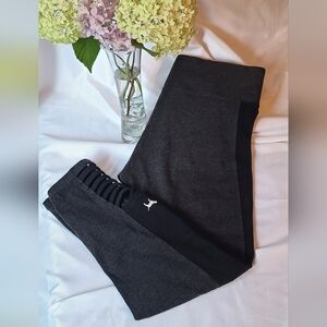 Victoria Secret PINK Legging/Pant - size M 🐕